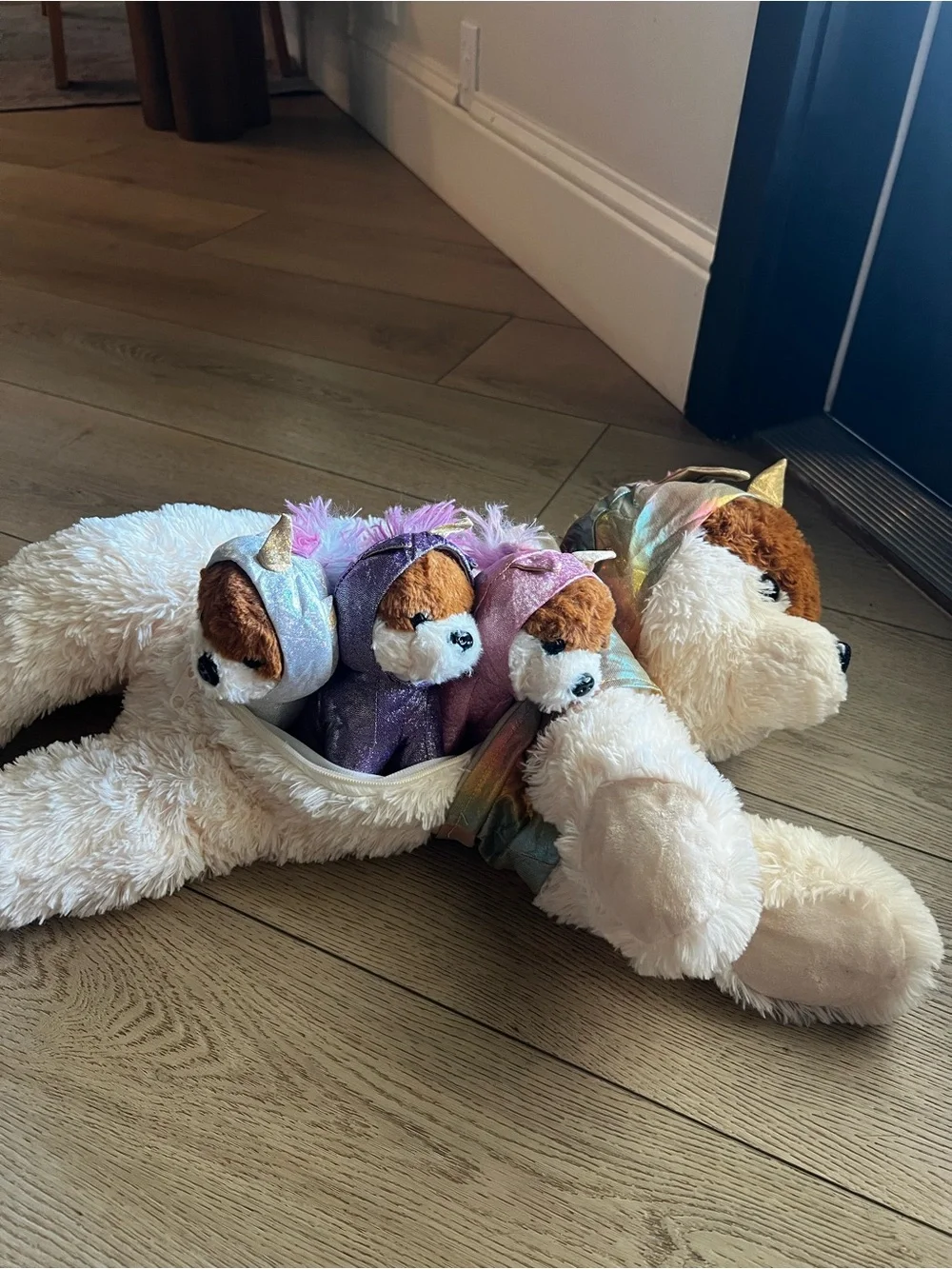 Plush dog with puppies - Multi-Color